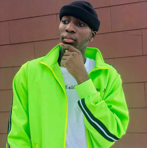 Meet your Posher, Adekola